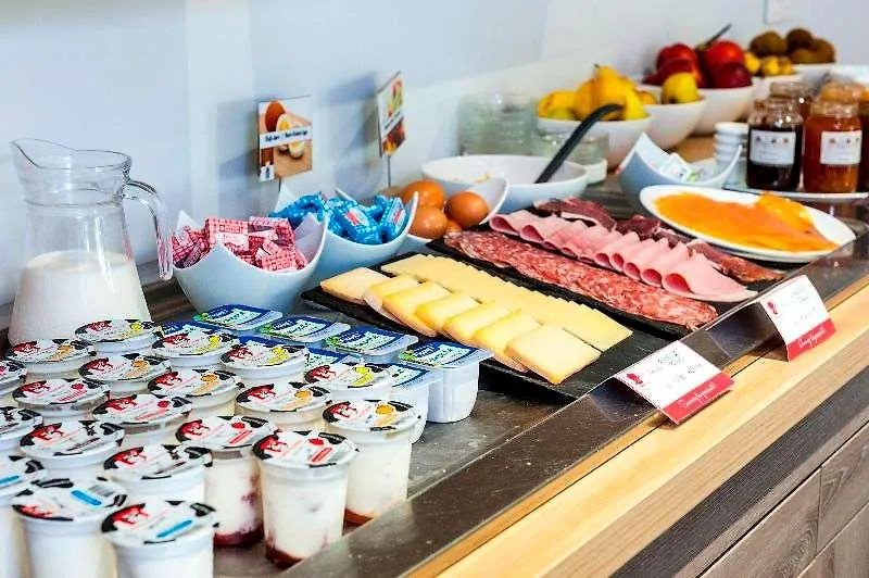 Brit Hotel Toulouse Colomiers - L'Esplanade